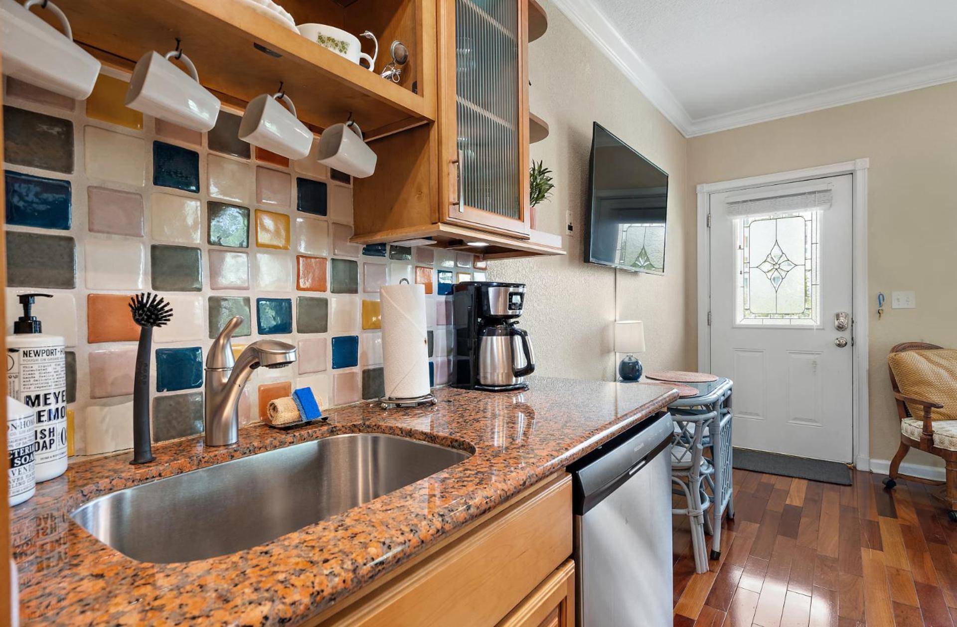 Retro Retreat In Dtsp - Explore The Downtown Area Сейнт Питърсбърг Екстериор снимка