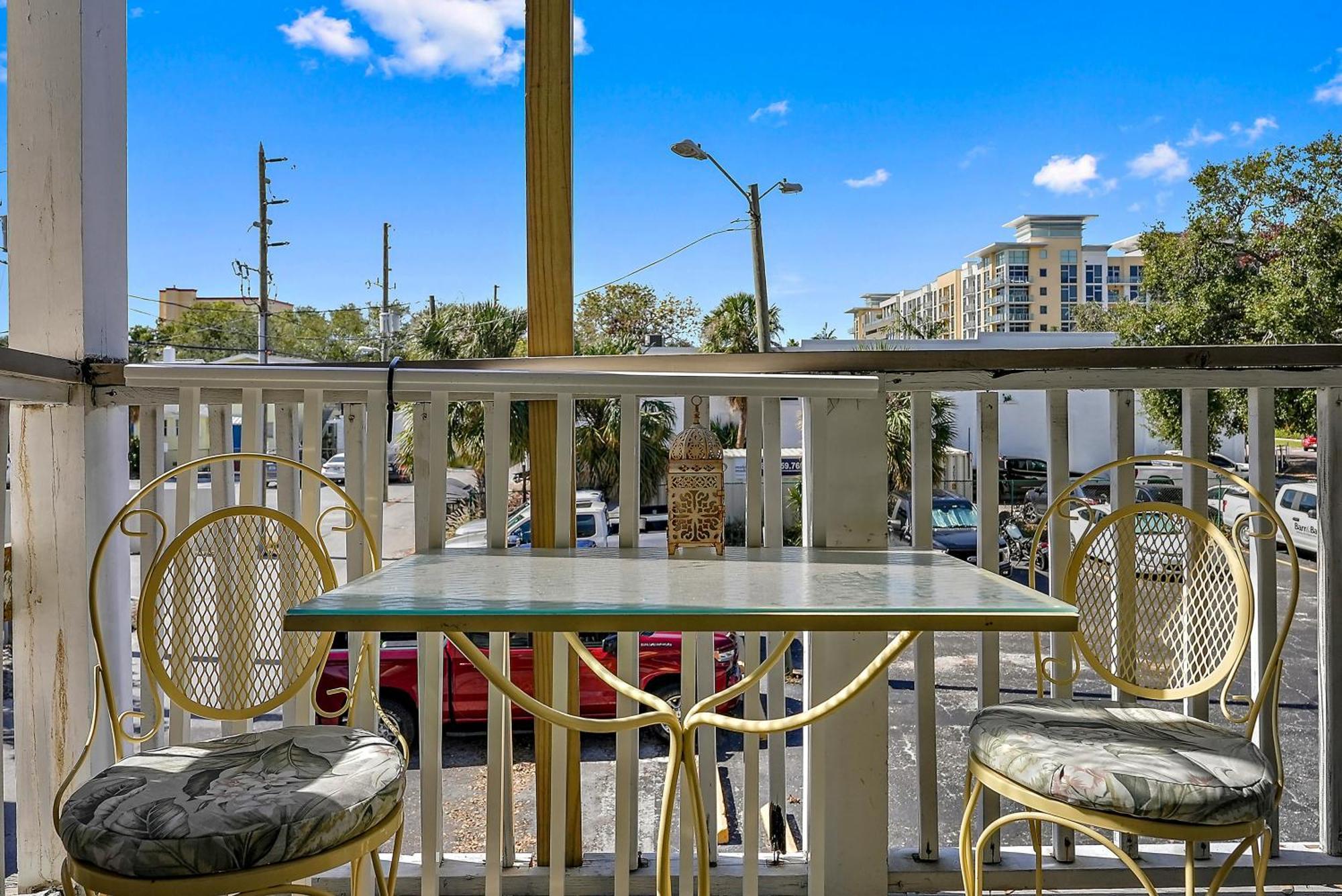 Retro Retreat In Dtsp - Explore The Downtown Area Сейнт Питърсбърг Екстериор снимка